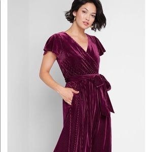 Modcloth velvet midi dress in cranberry red